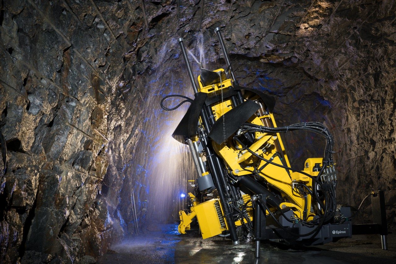 Heavy equipment, Machine