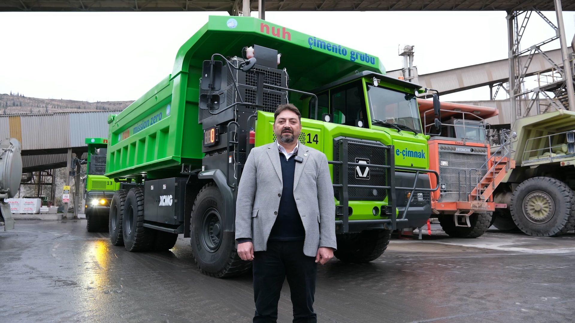 Automotive Wheel System, High-visibility clothing, Commercial vehicle, Truck, Workwear