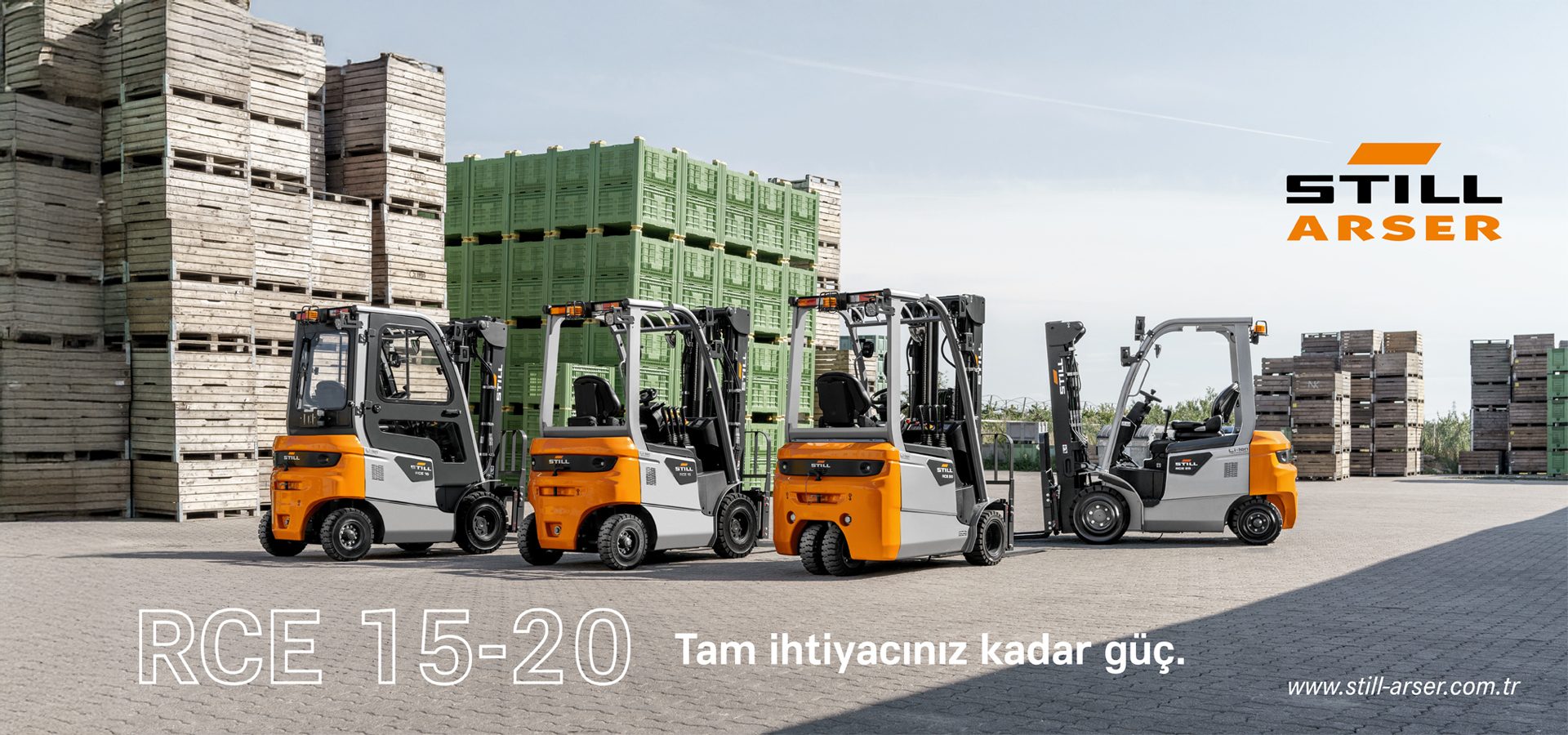 Still RCE 15-20 forklifts parked with crates.