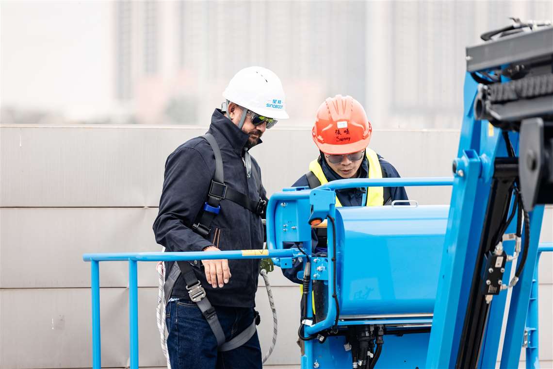 Blue-collar worker, Workwear, Machine, Engineering