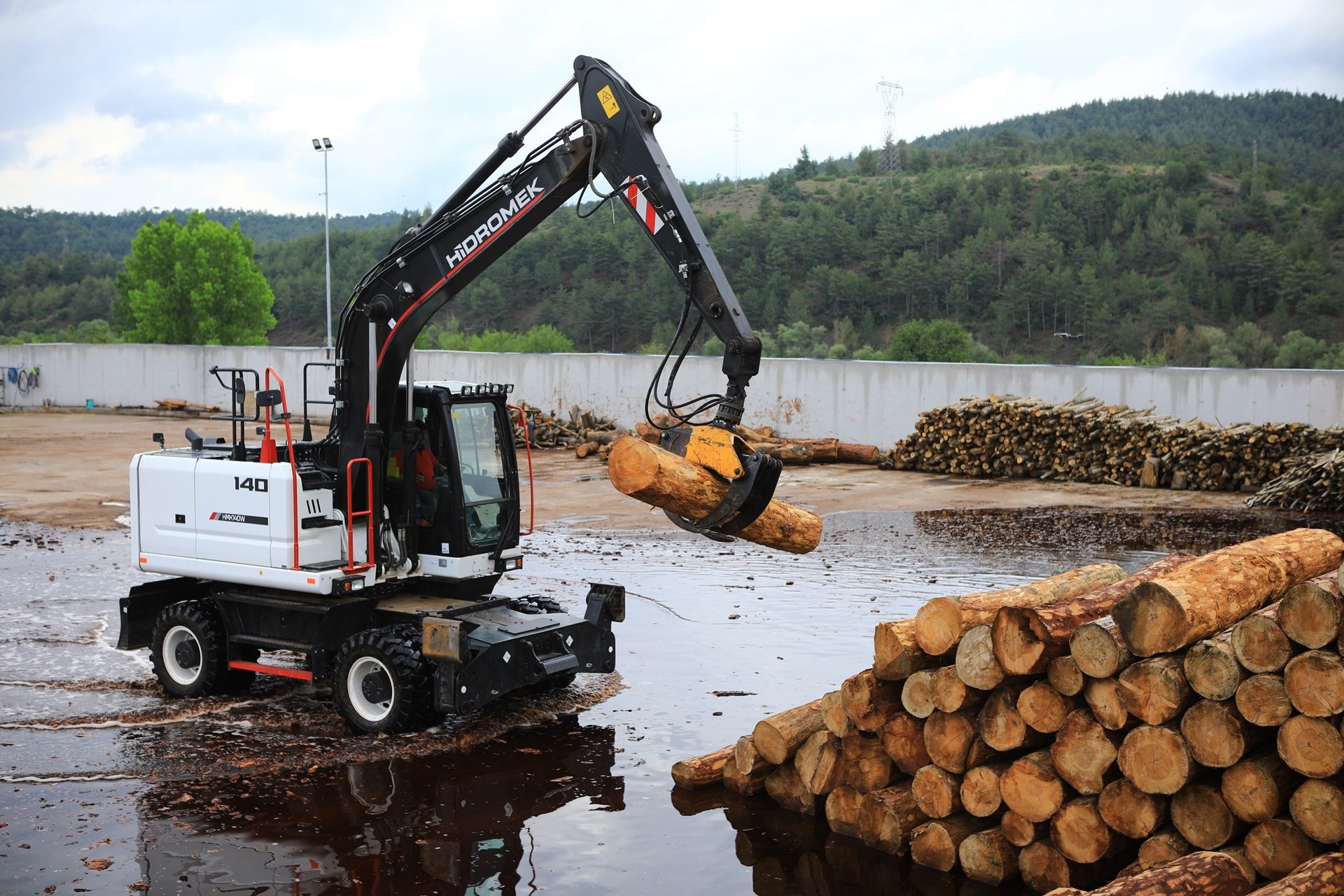 Heavy equipment, Machine