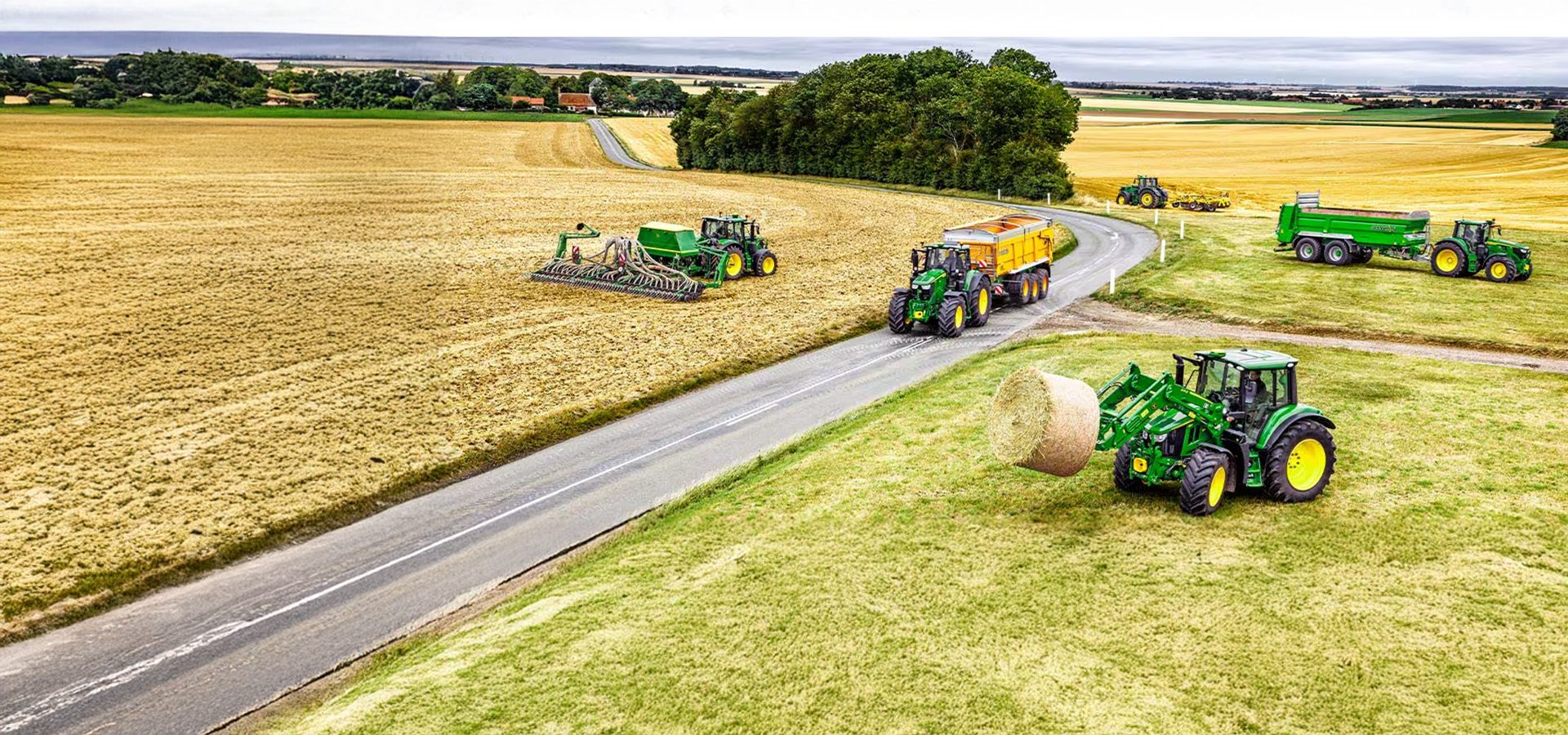 Mode of transport, Land vehicle, Agricultural machinery, Automotive Tire, Tractor, Wheel, Yellow