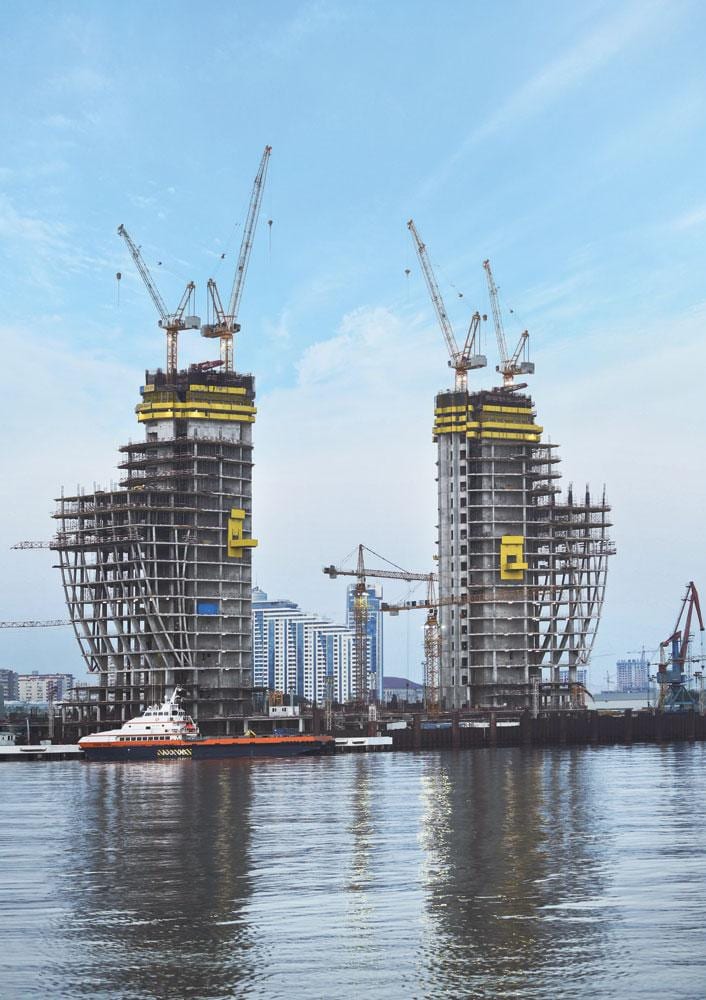 Tower block, Water, Sky, Cloud, Building, Skyscraper, Lake