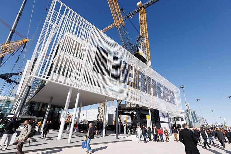 Metropolitan area, Pedestrian