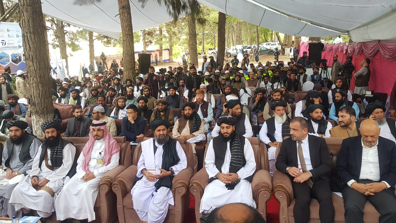 School uniform, Tie, Crowd