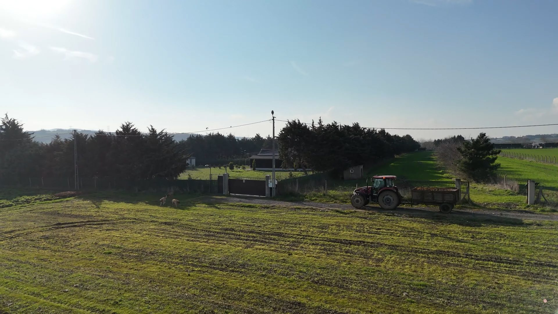 Agricultural machinery, Rural area, Land lot, Plain, Grassland, Field, Landscape, Cloud, Agriculture, Grasses