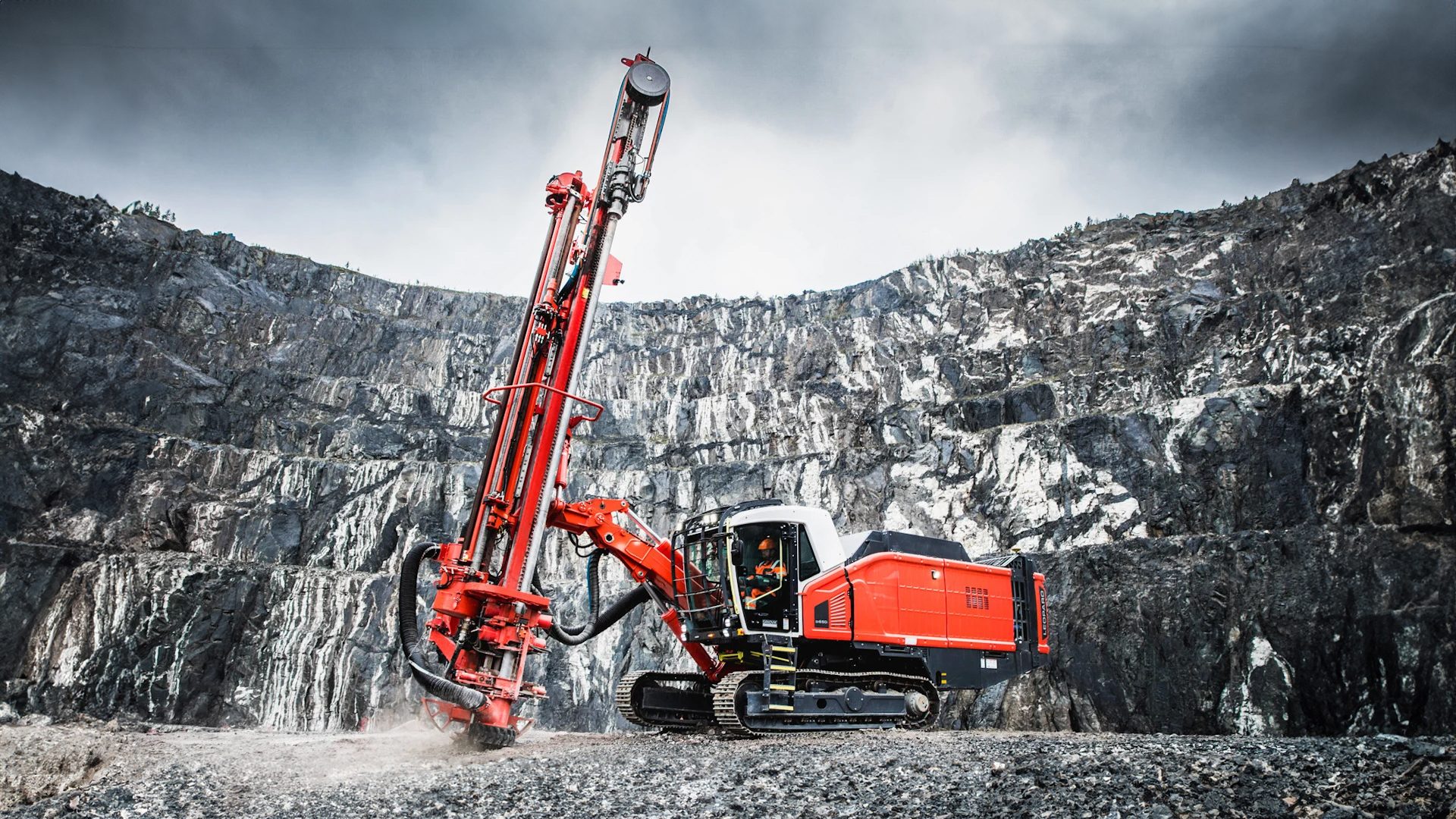 Heavy equipment, Machine