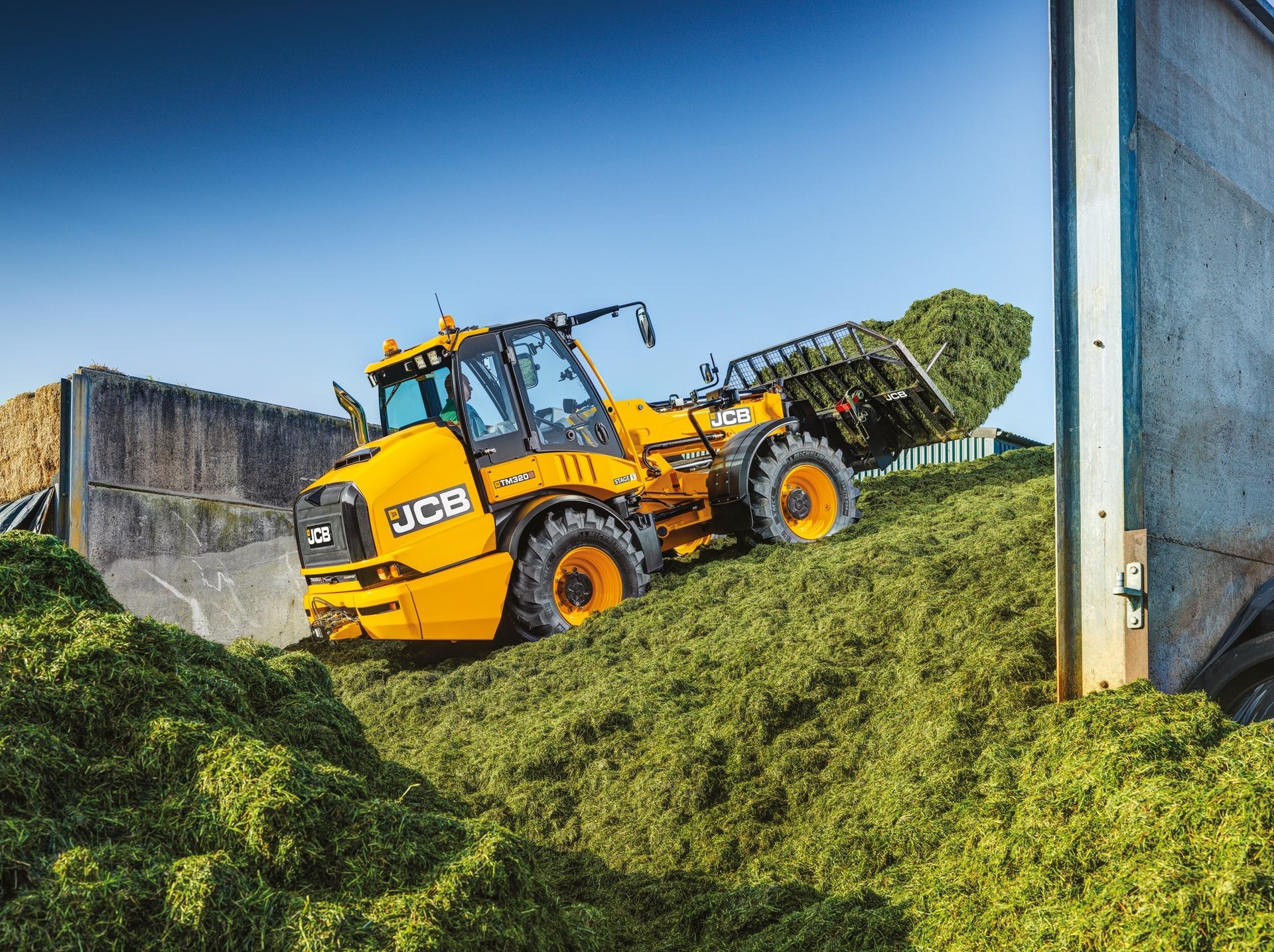 Land vehicle, Heavy equipment, Yellow, Machine