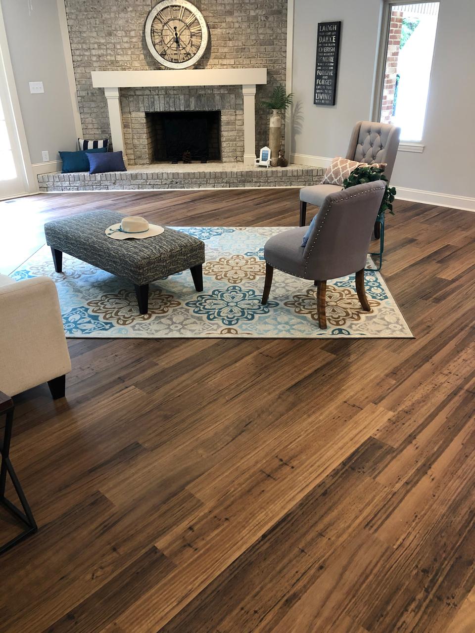 Picture frame, Interior design, Living room, Wood stain, Property, Black, Rectangle, Flooring, Floor