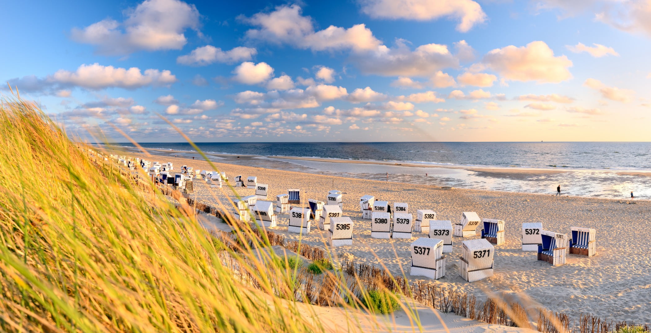 Coastal and oceanic landforms, Beach, Cumulus, Sea, Ocean, Horizon, Sand, Coast, Shore, Cloud