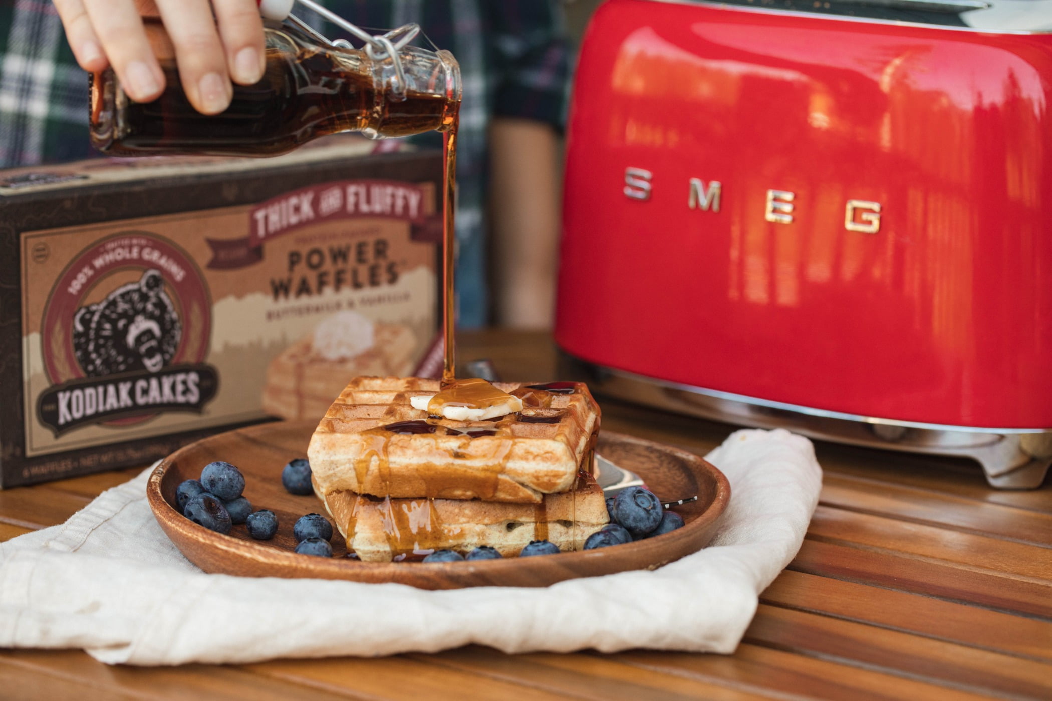 Waffles, Syrup, Blueberries, Box, Packaging, Toaster, Plate, Table, Hand