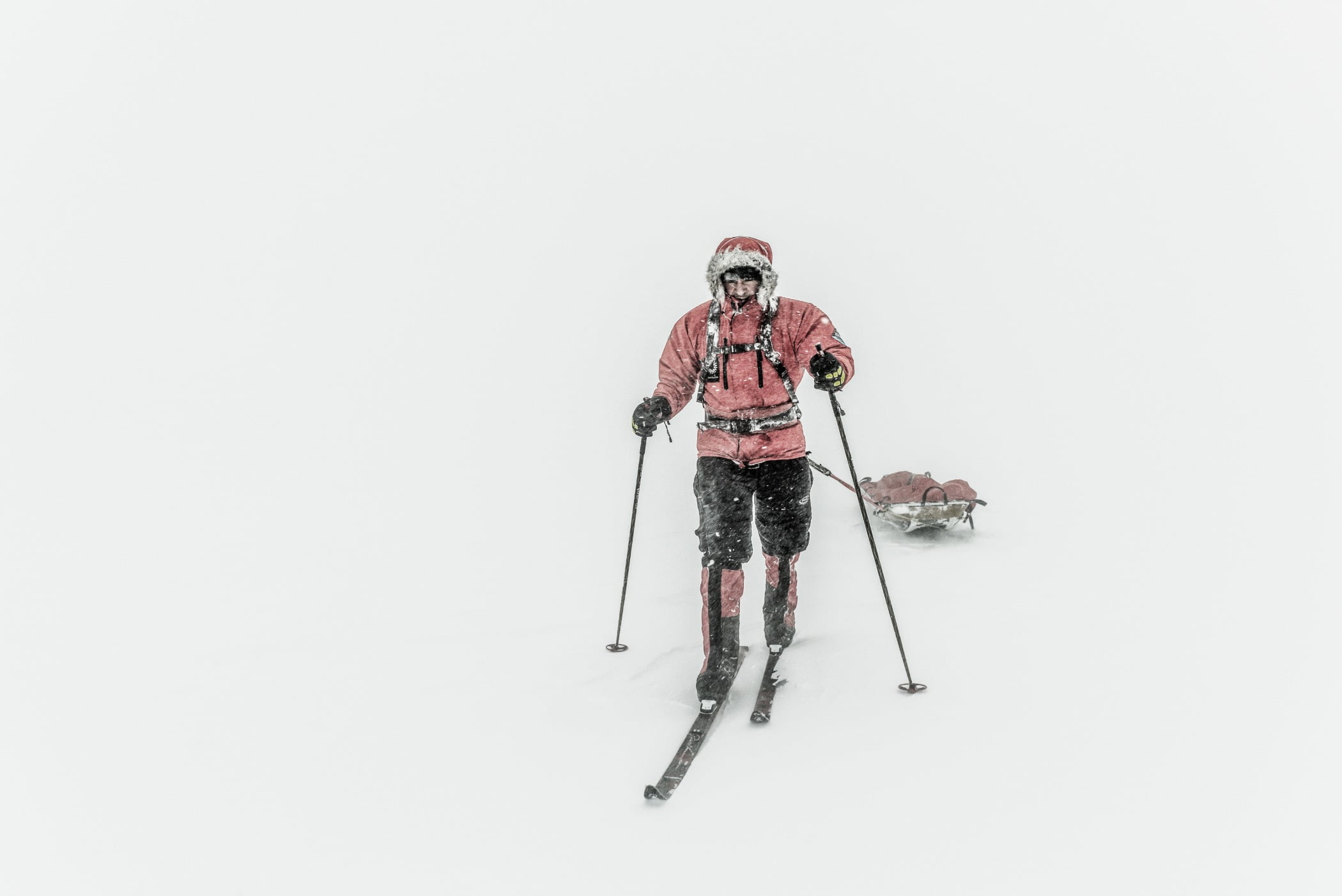 Downhill ski binding, Sports equipment, Slope