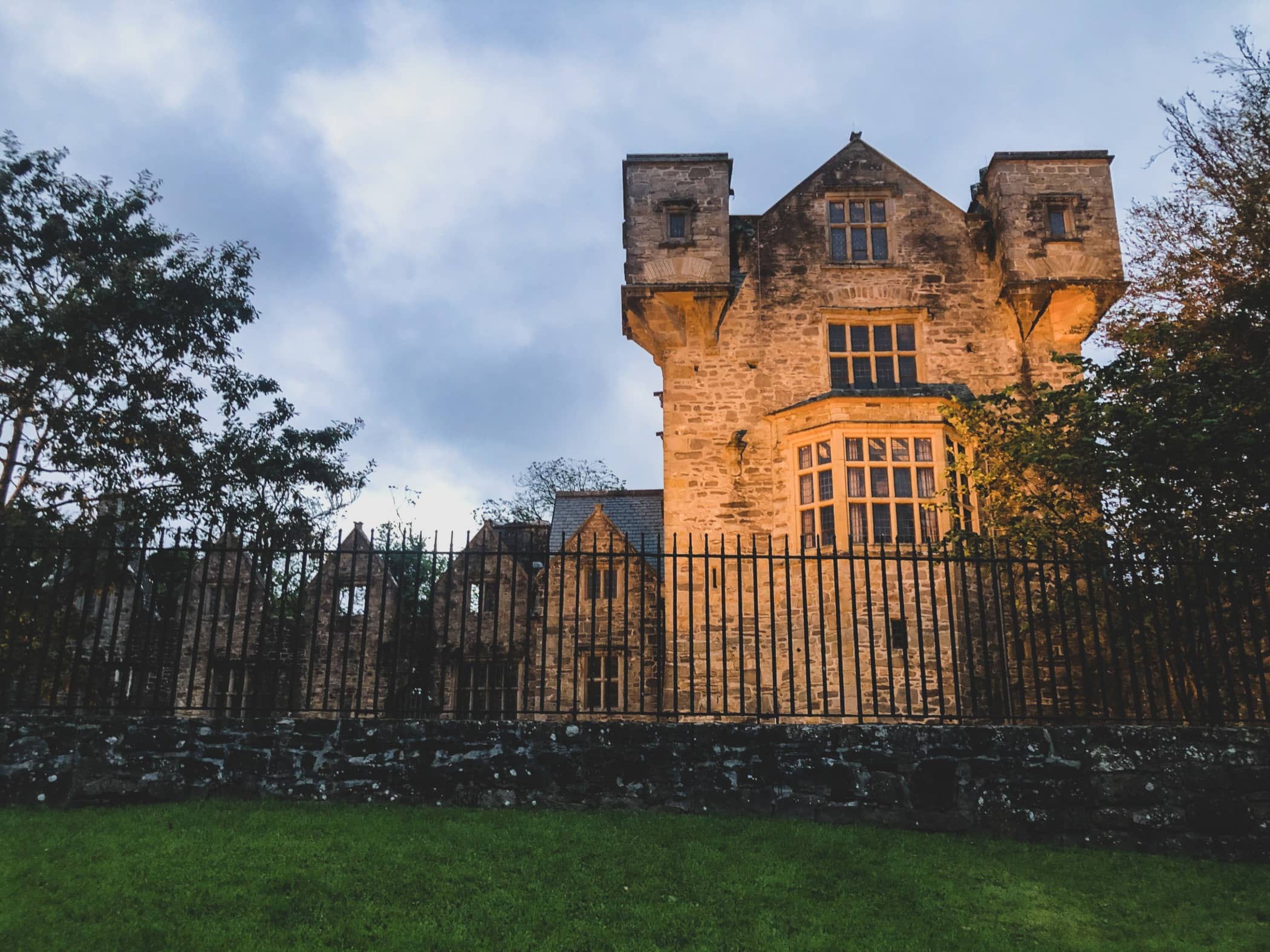 Donegal_Castle.jpg