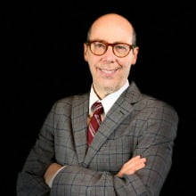 Vision care, Dress shirt, Forehead, Glasses, Smile, Tie, Sleeve, Gesture, Collar, Finger