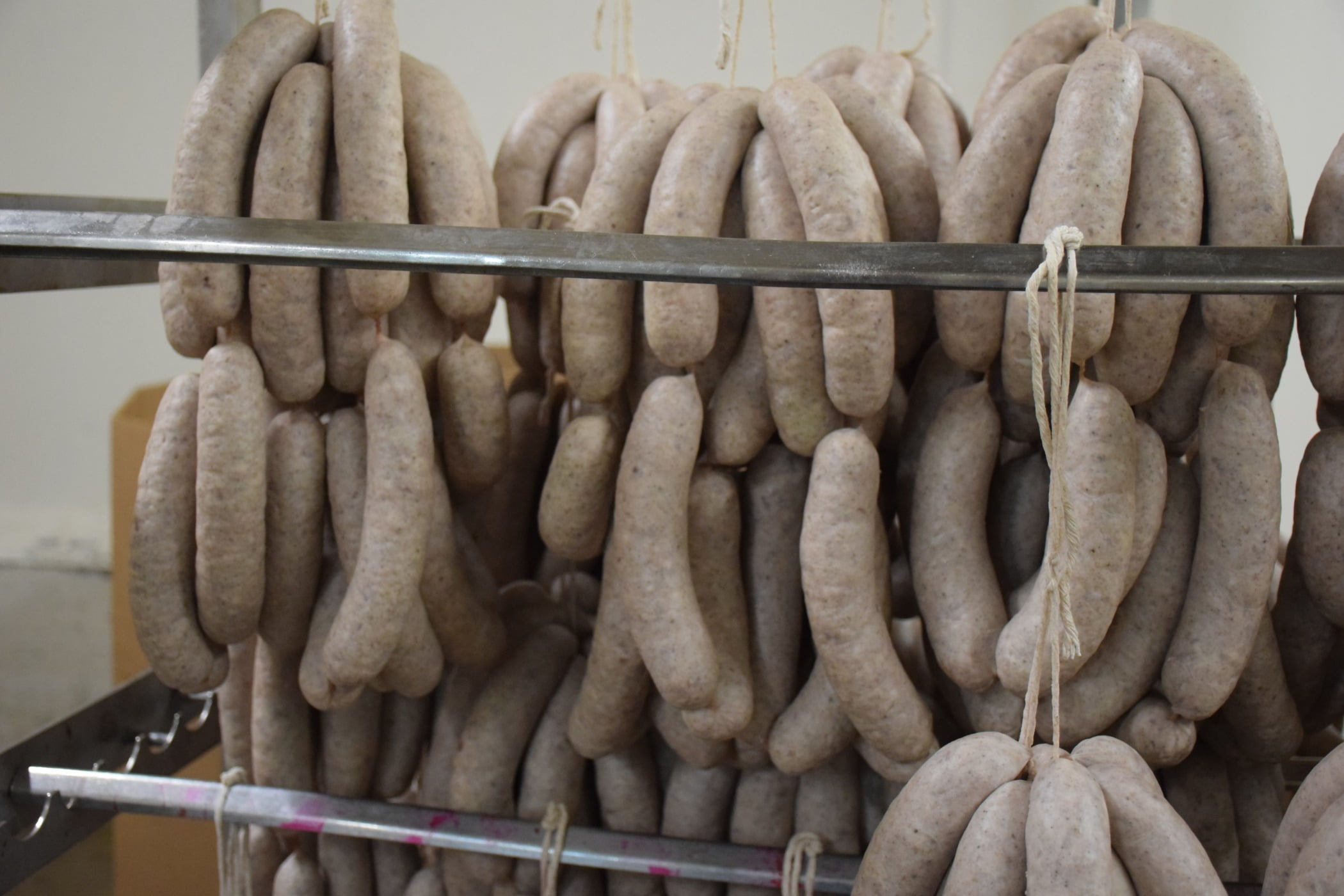 Staple food, Yam, Plant, Wood, Ingredient, Cuisine