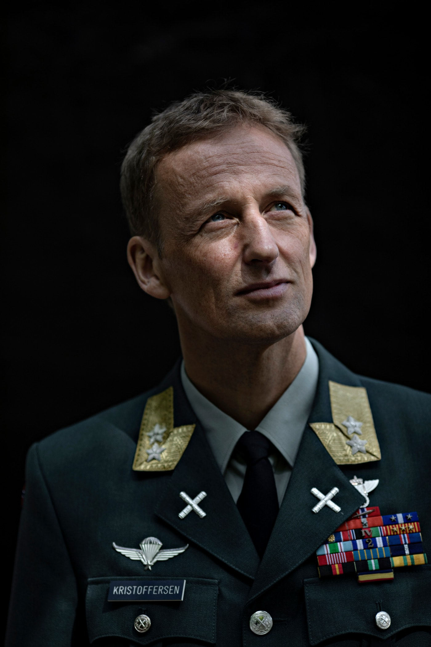Military uniform, Official, Colonel