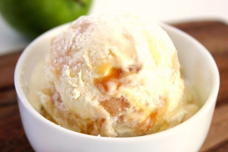 Soy ice cream, Dondurma, Gelato, Dairy, Serveware, Dessert, Ingredient, Cuisine, Food