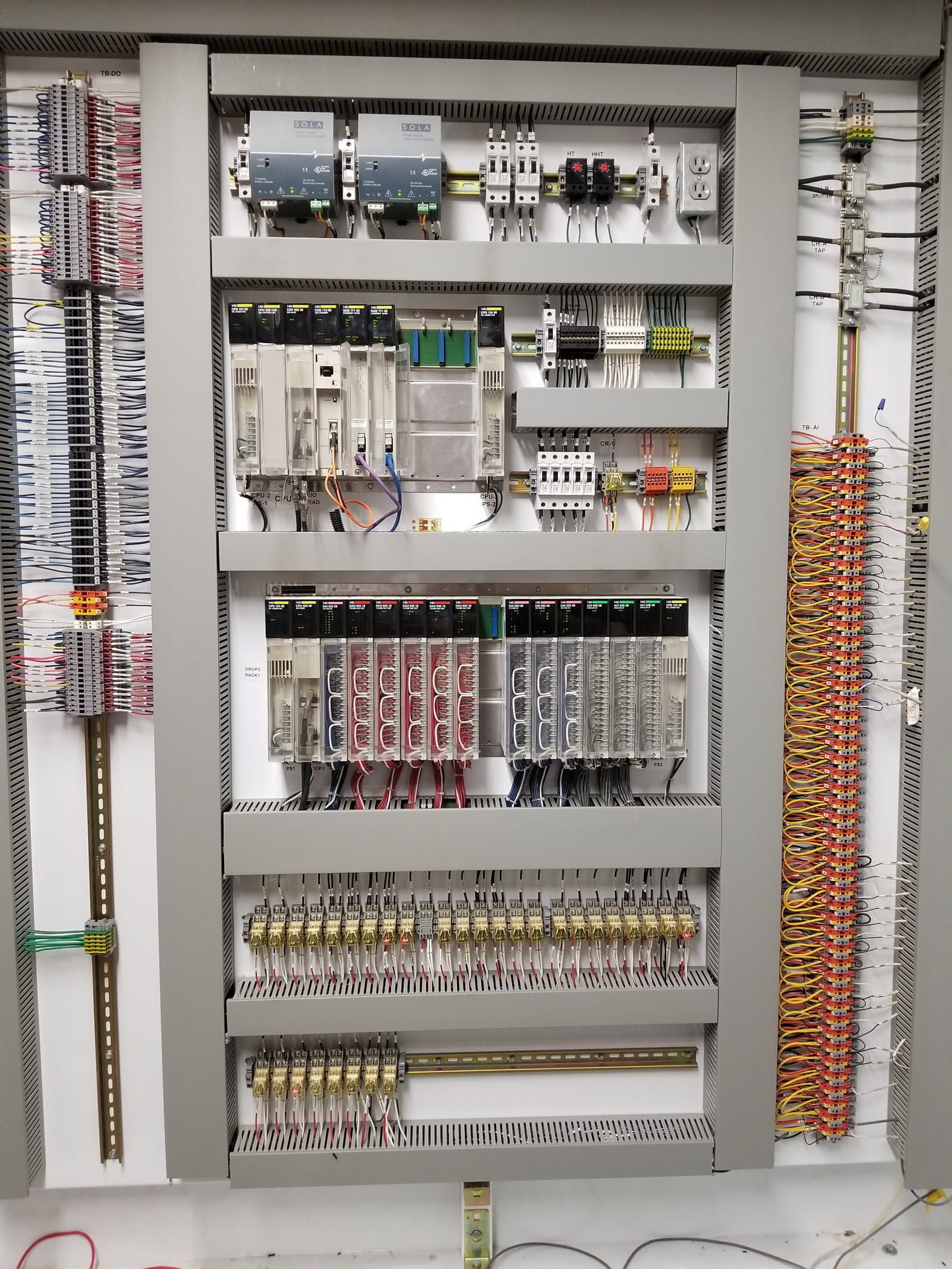 Circuit component