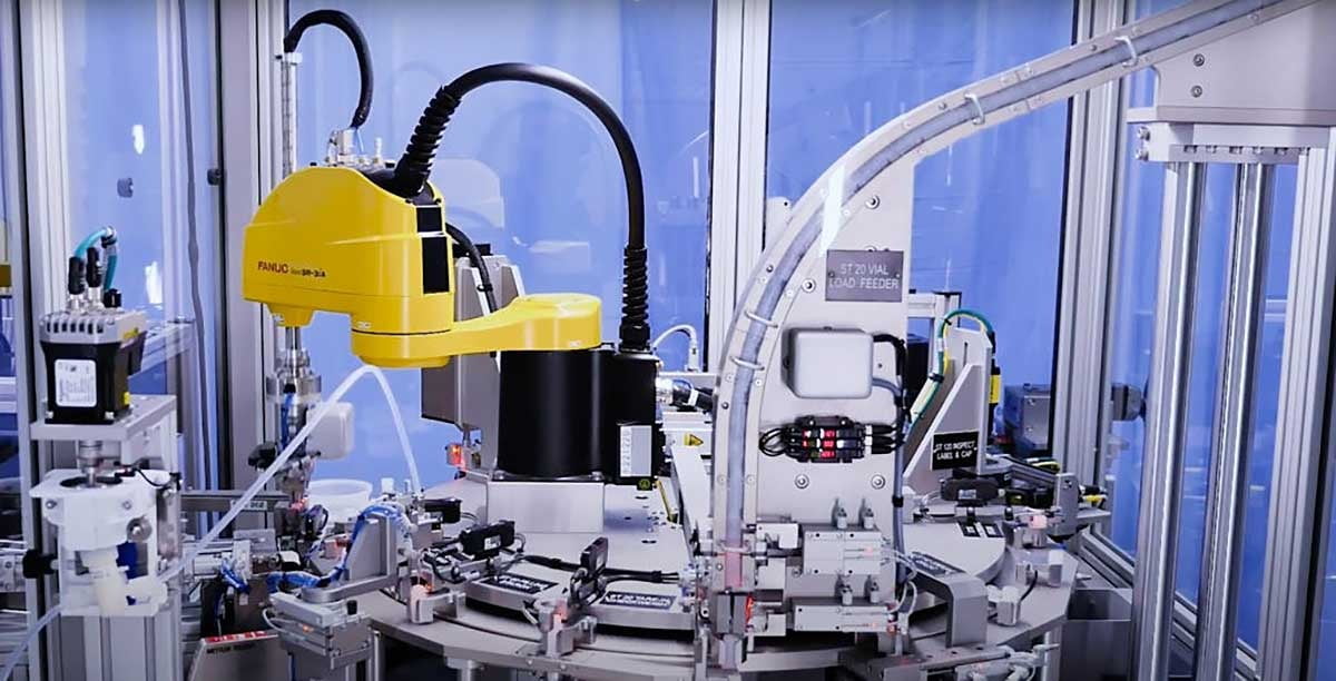 Automotive design, Motor vehicle, Light, Product, Yellow, Line