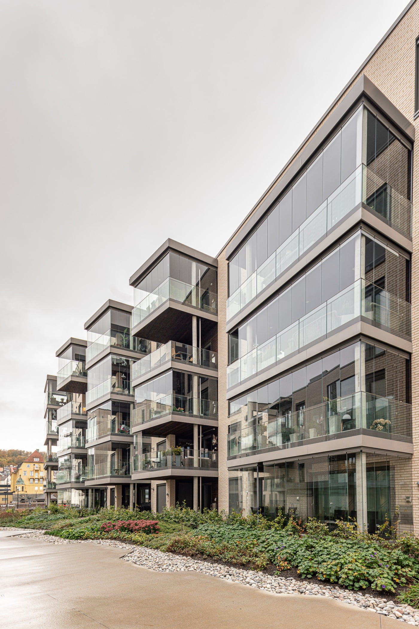 Urban design, Tower block, Residential area, Sky, Building, Property, Plant, Condominium