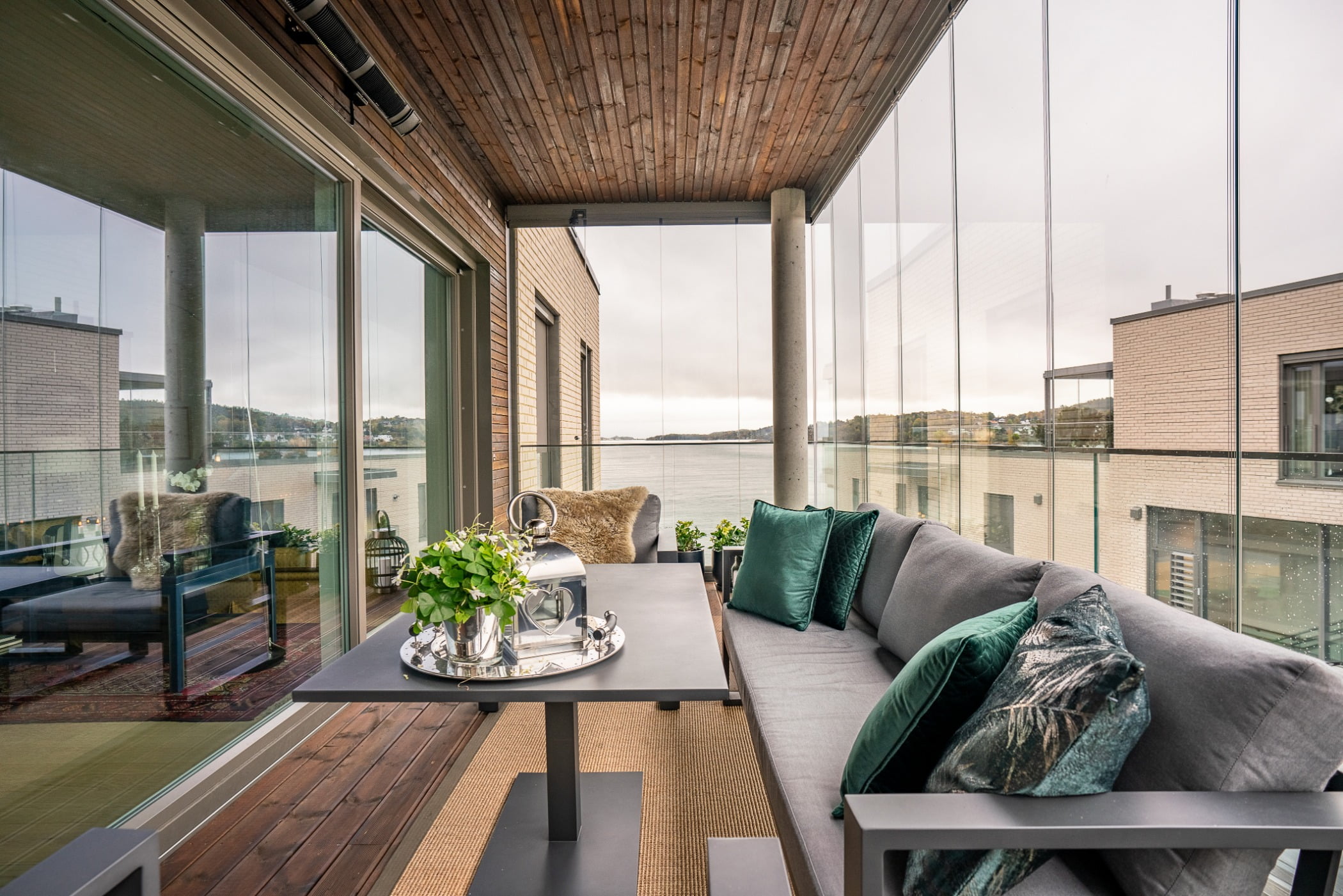 Furniture, Sky, Property, Couch, Building, Table, Flowerpot, Plant, Comfort, Wood