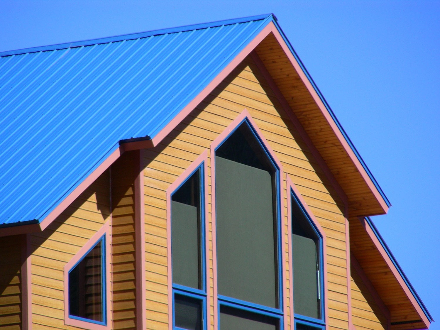 Material property, Sky, Window, Blue, Azure, Wood, Building, Rectangle, Triangle, Siding